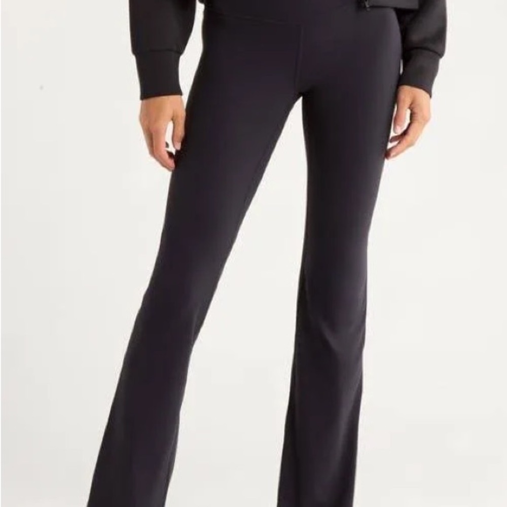 Zella Black Flared Leggings